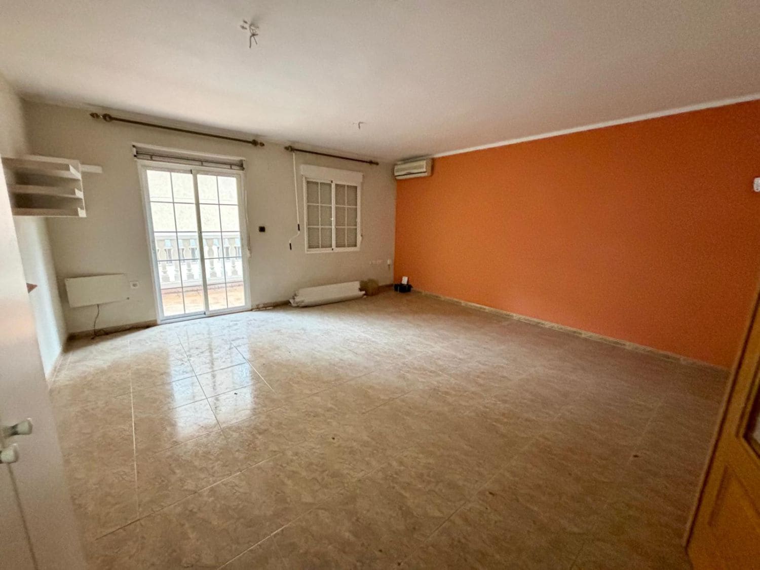 3 soveværelse Rækkehus til salg i La Vall d'Uixo med garage - € 195.000 (Ref: 8922207)