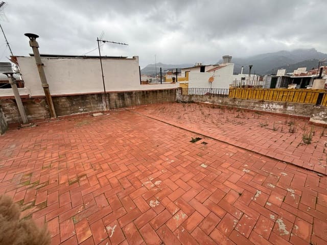 4 bedroom Townhouse for sale in La Vall d'Uixó - € 48,000 (Ref: 8922210)