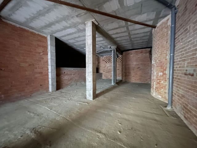 Kaupallinen myytävänä paikassa Almassora / Almazora - 89 000 € (Ref: 8922214)