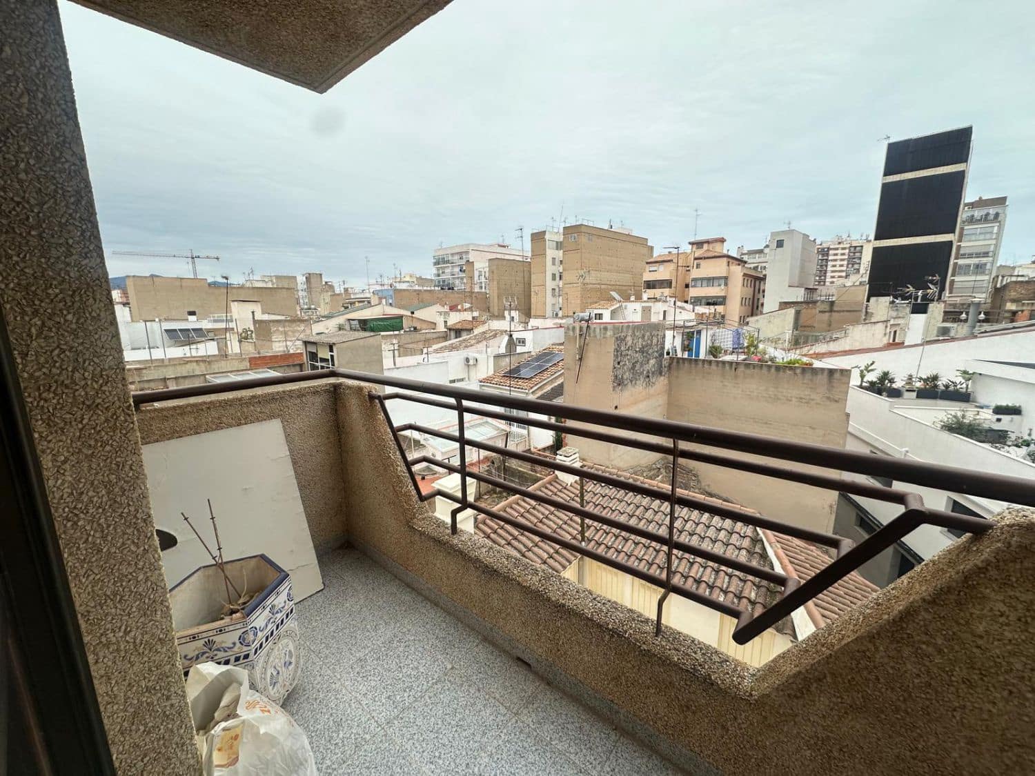 4 soveværelse Lejlighed til salg i Castello de la Plana med garage - € 385.000 (Ref: 8922215)