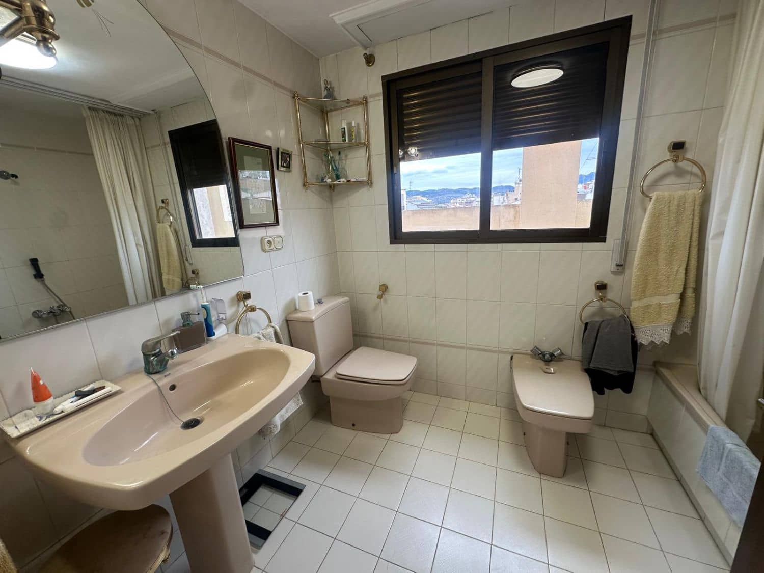 4 soveværelse Lejlighed til salg i Castello de la Plana med garage - € 385.000 (Ref: 8922215)