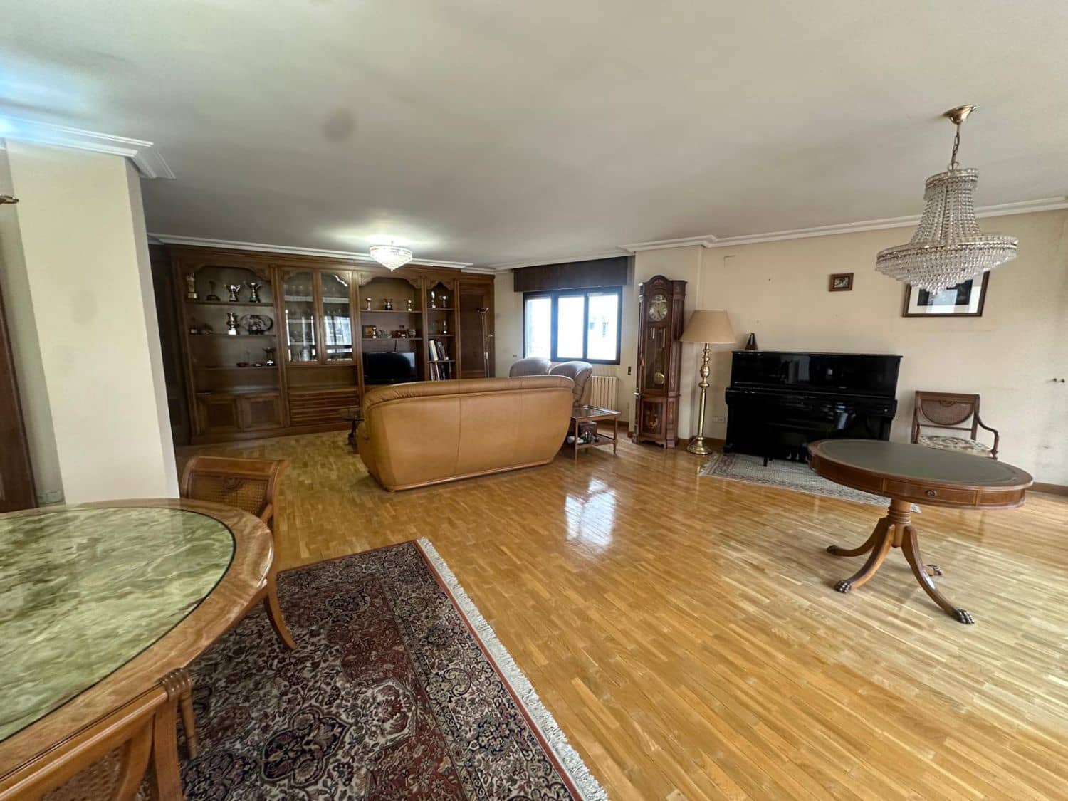 4 soveværelse Lejlighed til salg i Castello de la Plana med garage - € 385.000 (Ref: 8922215)