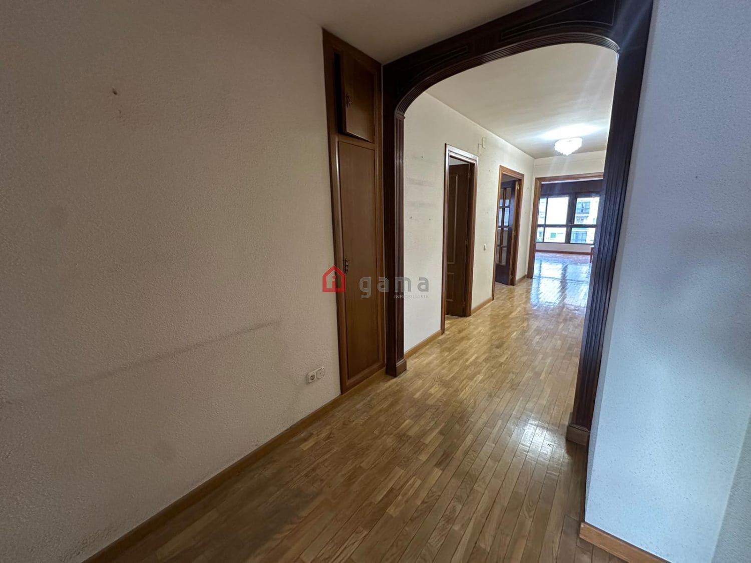 4 bedroom Flat for sale in Castello de la Plana with garage - € 385,000 (Ref: 8922215)