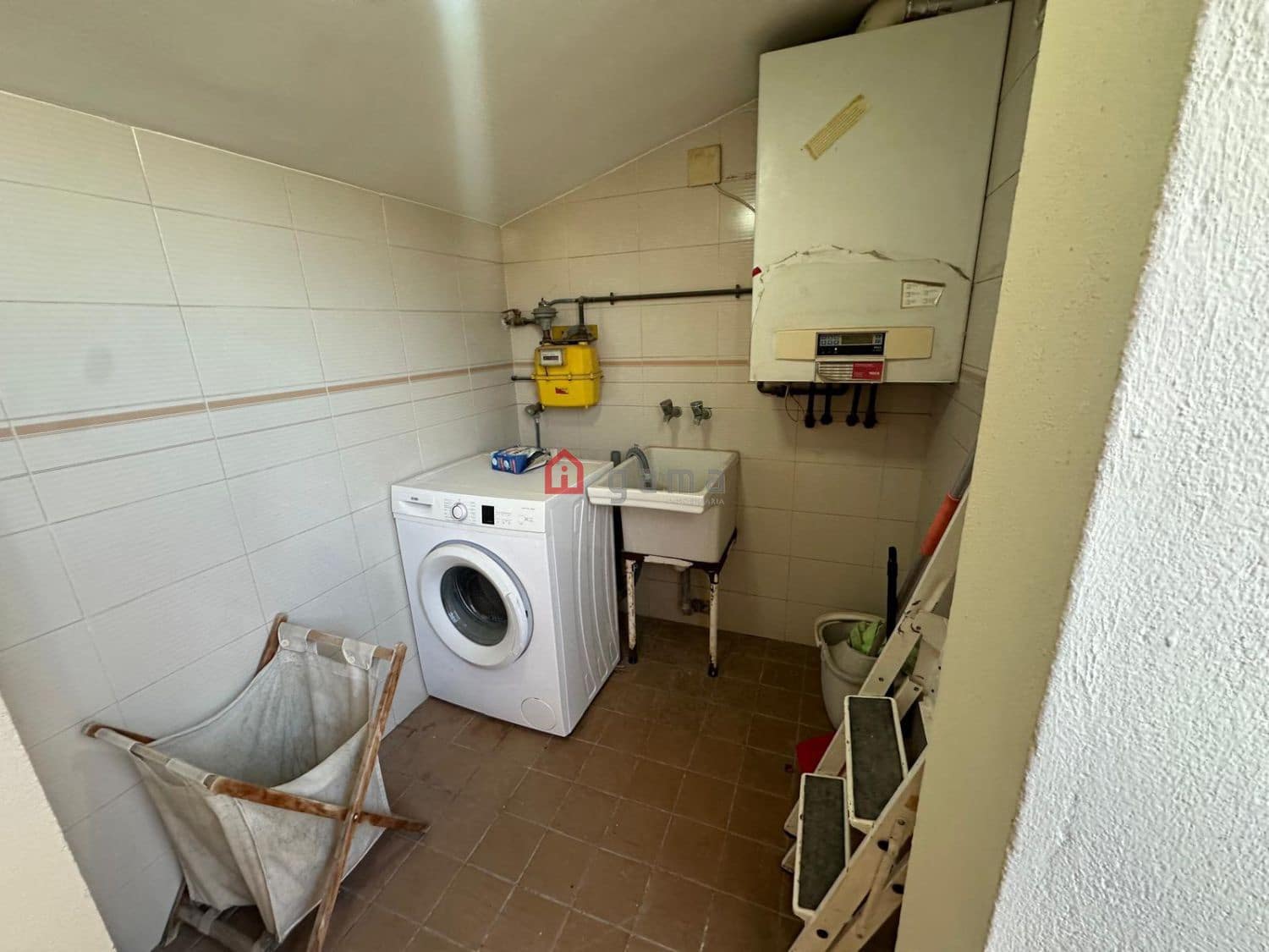 4 bedroom Flat for sale in Castello de la Plana with garage - € 385,000 (Ref: 8922215)