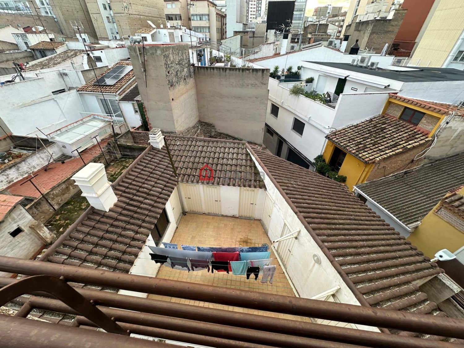 4 bedroom Flat for sale in Castello de la Plana with garage - € 385,000 (Ref: 8922215)