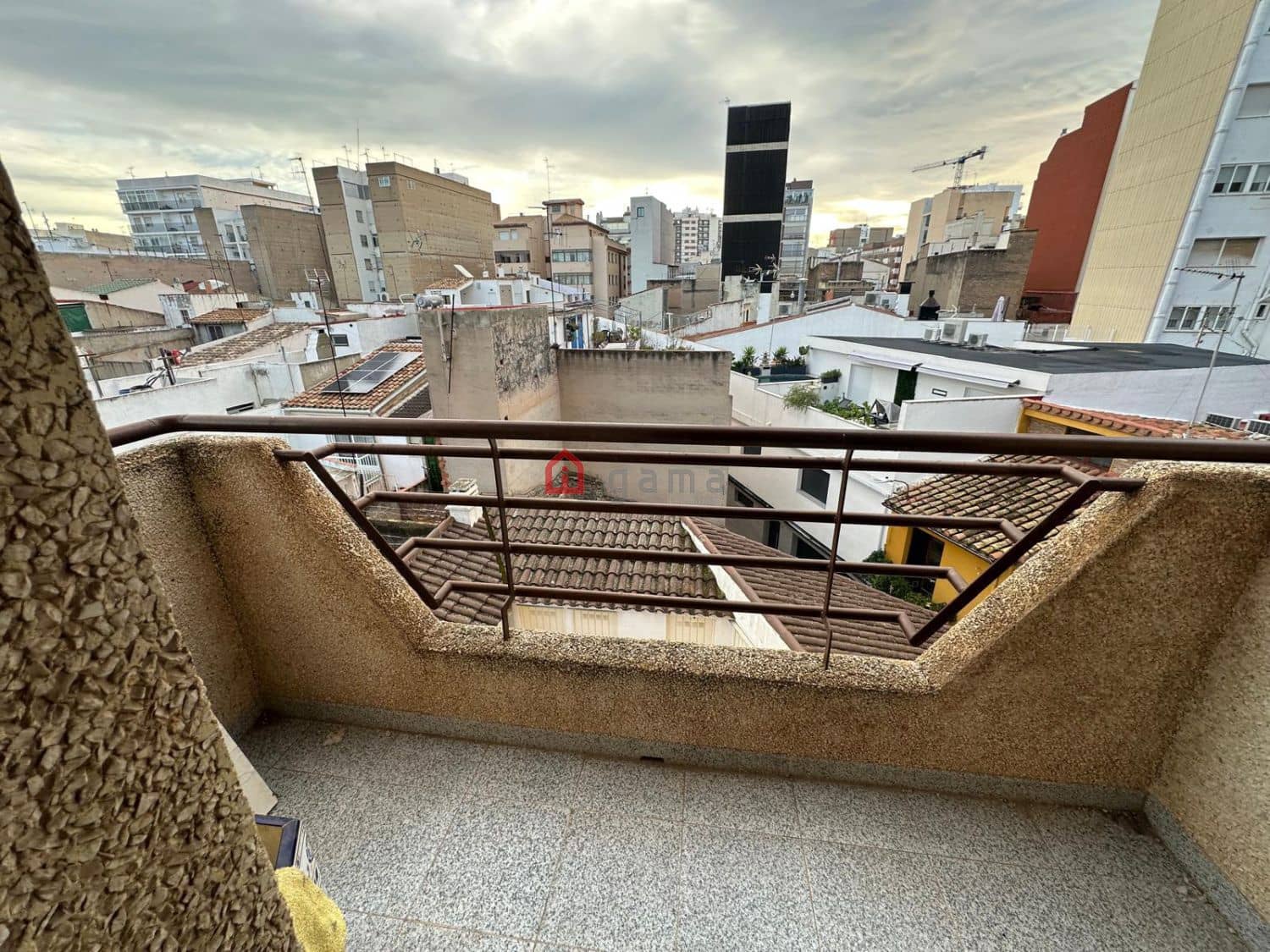 4 bedroom Flat for sale in Castello de la Plana with garage - € 385,000 (Ref: 8922215)