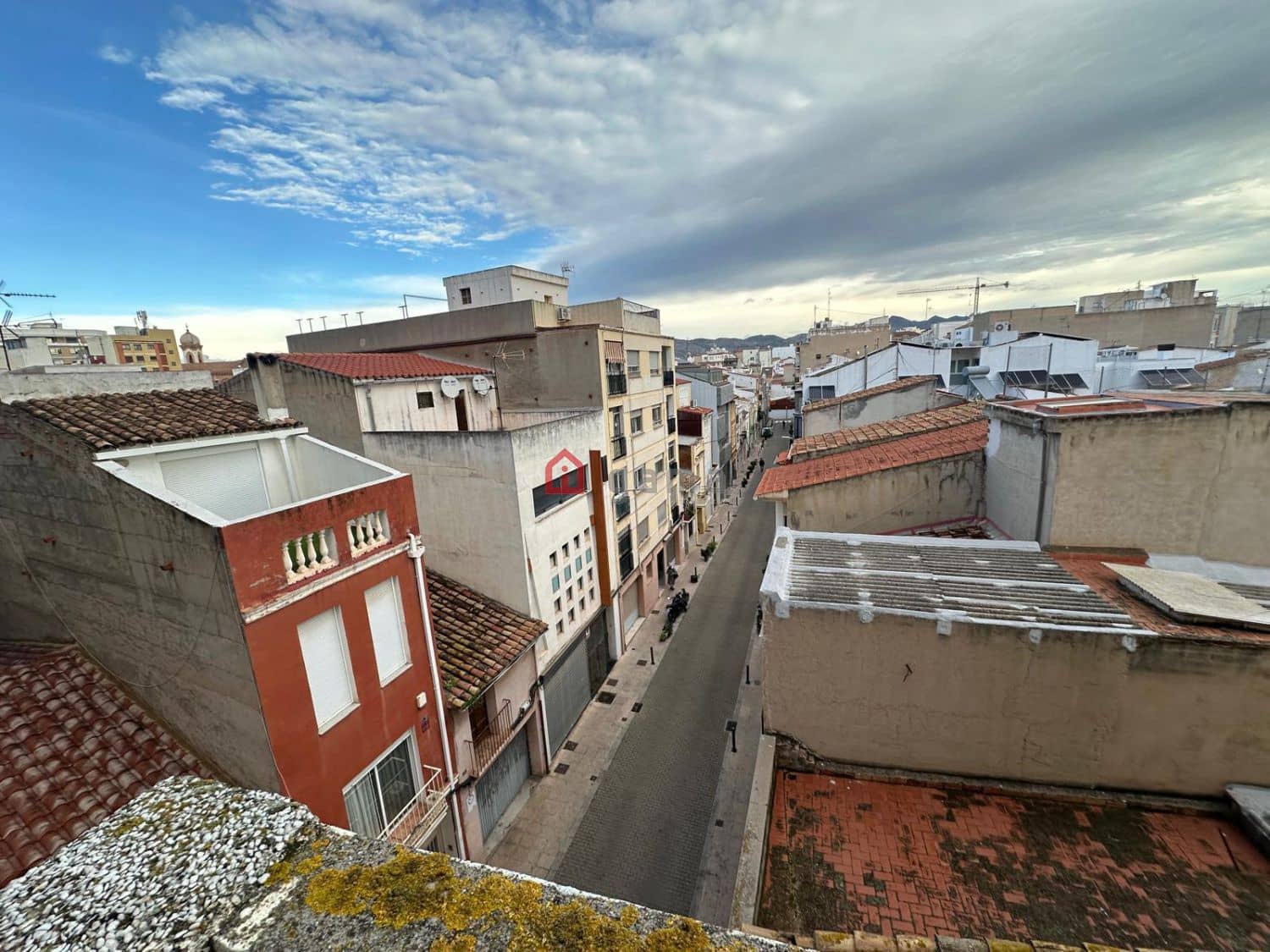 4 bedroom Flat for sale in Castello de la Plana with garage - € 385,000 (Ref: 8922215)