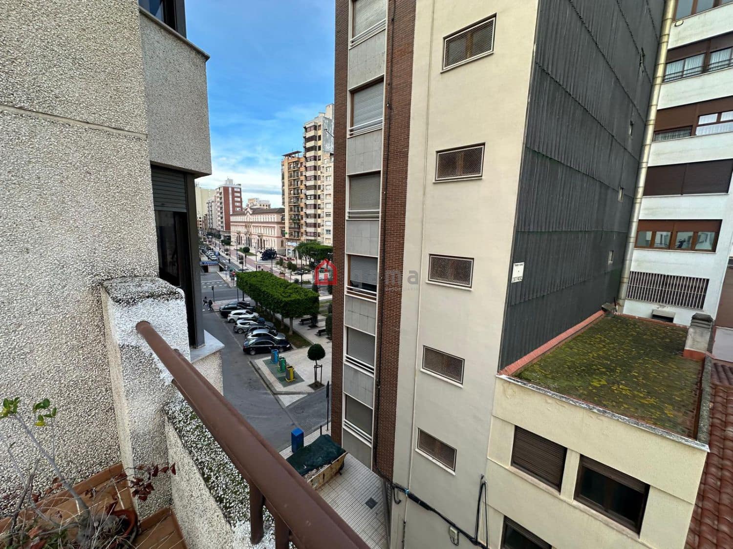 4 bedroom Flat for sale in Castello de la Plana with garage - € 385,000 (Ref: 8922215)