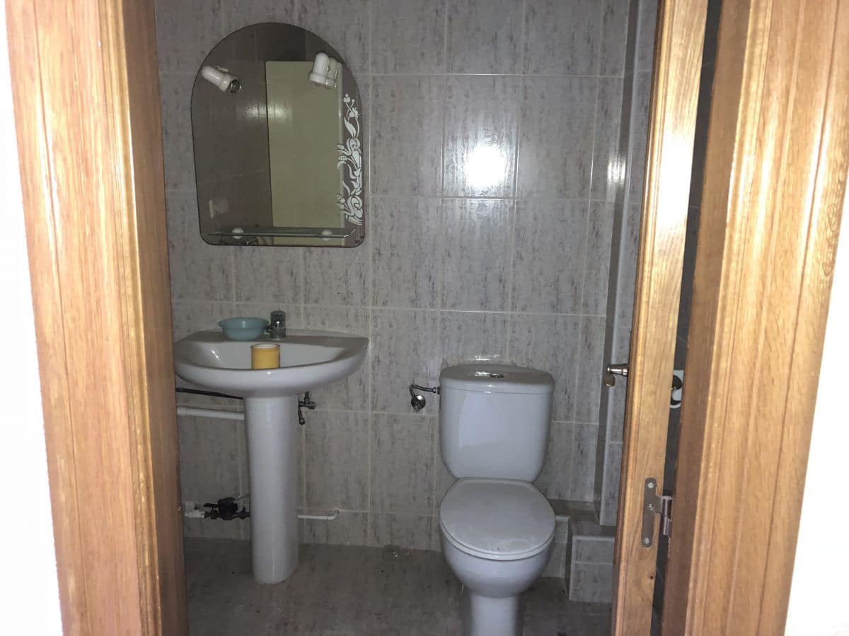 3 soverom Kontor til salgs i Castello de la Plana - € 55 000 (Ref: 8924877)