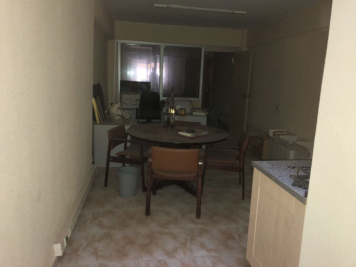 3 soverom Kontor til salgs i Castello de la Plana - € 55 000 (Ref: 8924877)