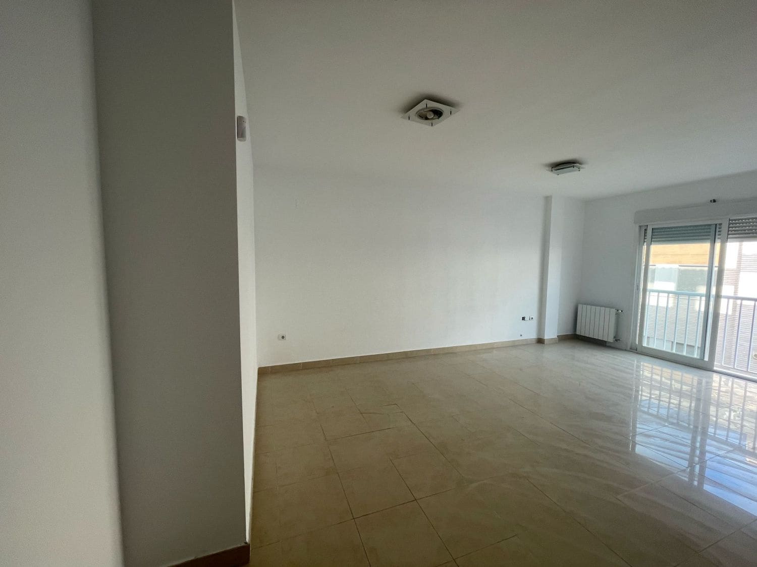 3 sypialnia Mieszkanie na sprzedaż w Almassora / Almazora z garażem - 112 000 € (Ref: 8932563)