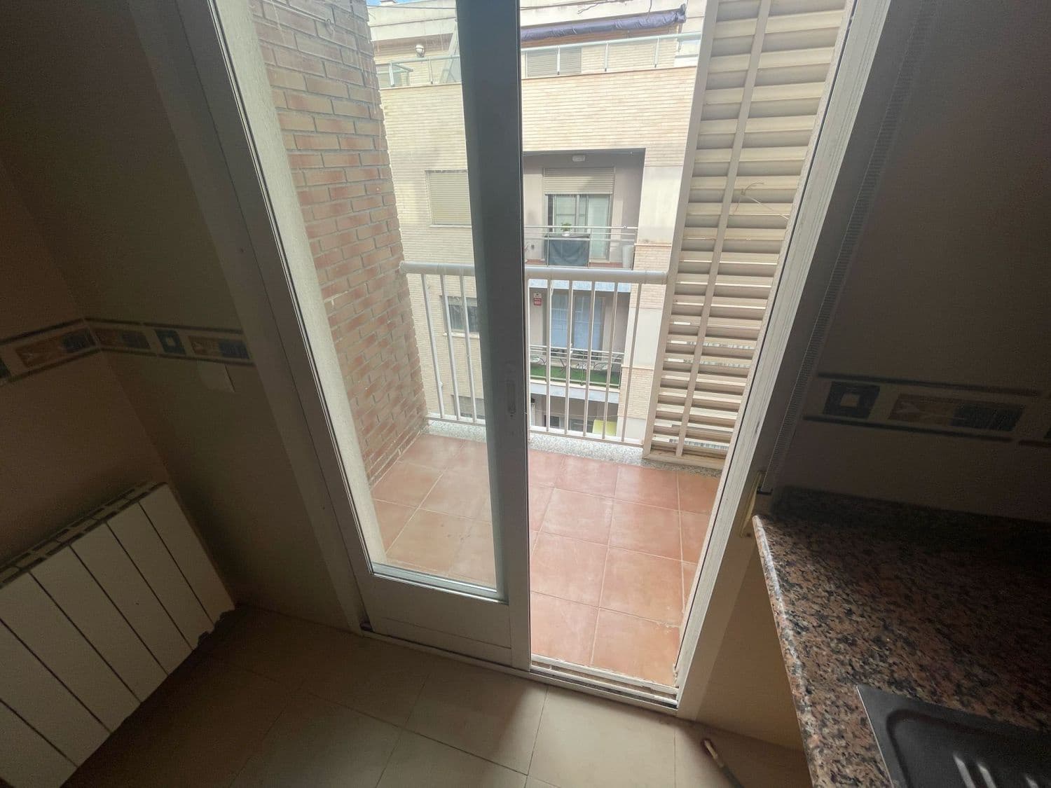 3 sypialnia Mieszkanie na sprzedaż w Almassora / Almazora z garażem - 112 000 € (Ref: 8932563)