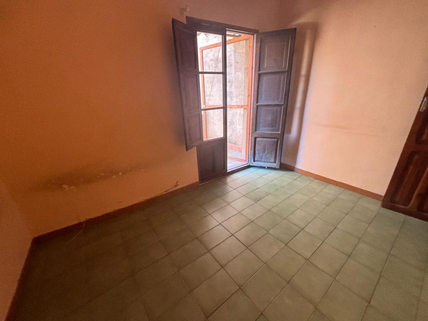 4 slaapkamer Huis te koop in Nules - € 135.000 (Ref: 8947065)