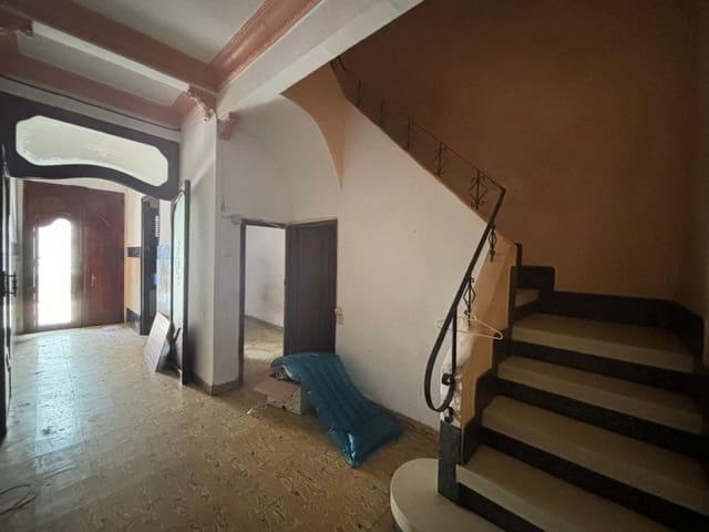 Casa de 4 habitaciones en Nules en venta - 135.000 € (Ref: 8947065)