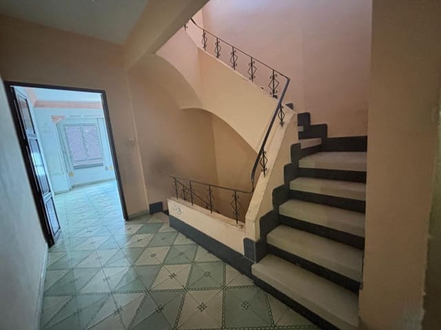 Casa de 4 habitaciones en Nules en venta - 135.000 € (Ref: 8947065)