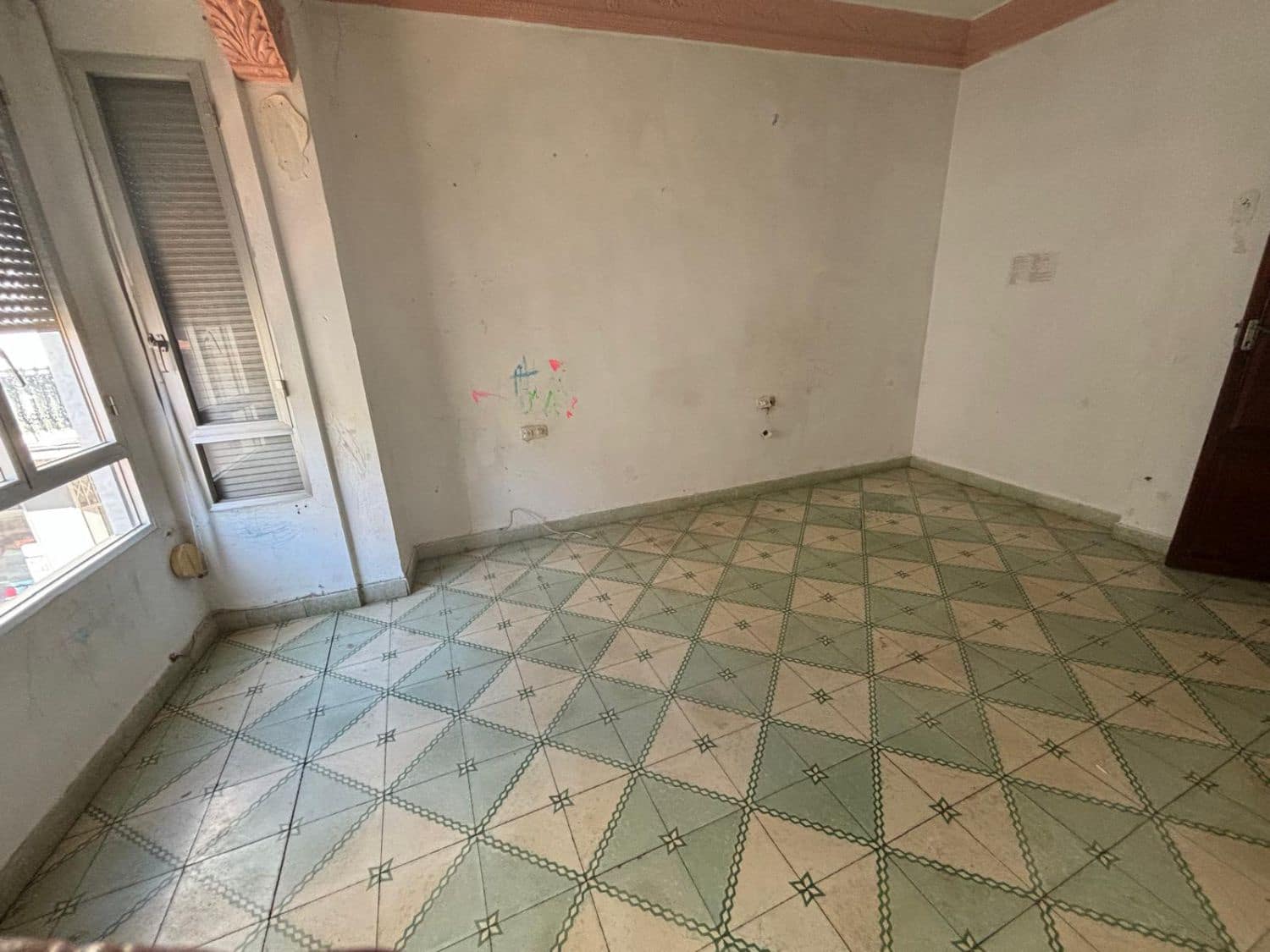 4 slaapkamer Huis te koop in Nules - € 135.000 (Ref: 8947065)