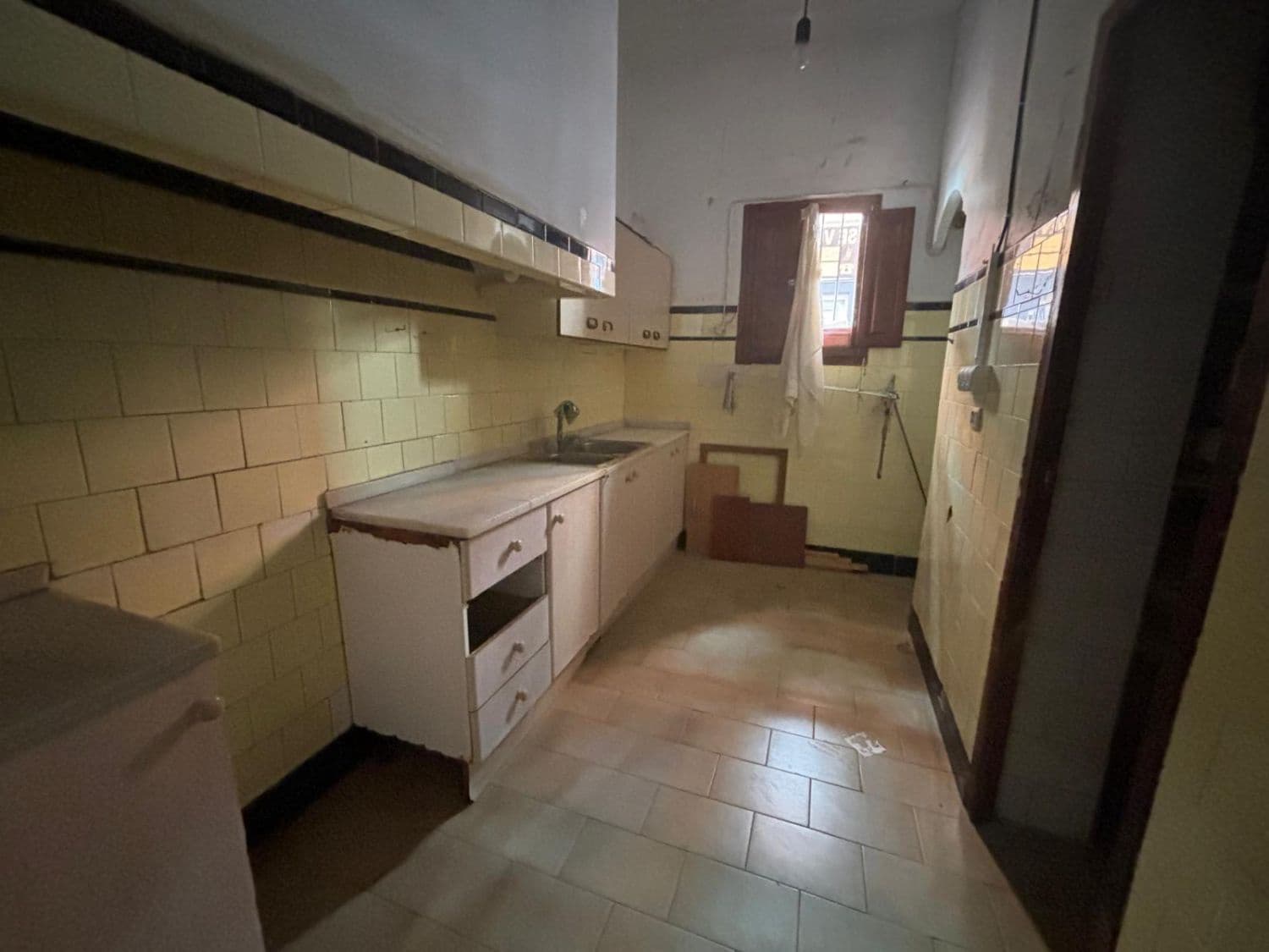 4 slaapkamer Huis te koop in Nules - € 135.000 (Ref: 8947065)