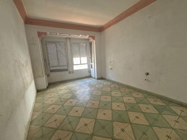 Casa de 4 habitaciones en Nules en venta - 135.000 € (Ref: 8947065)