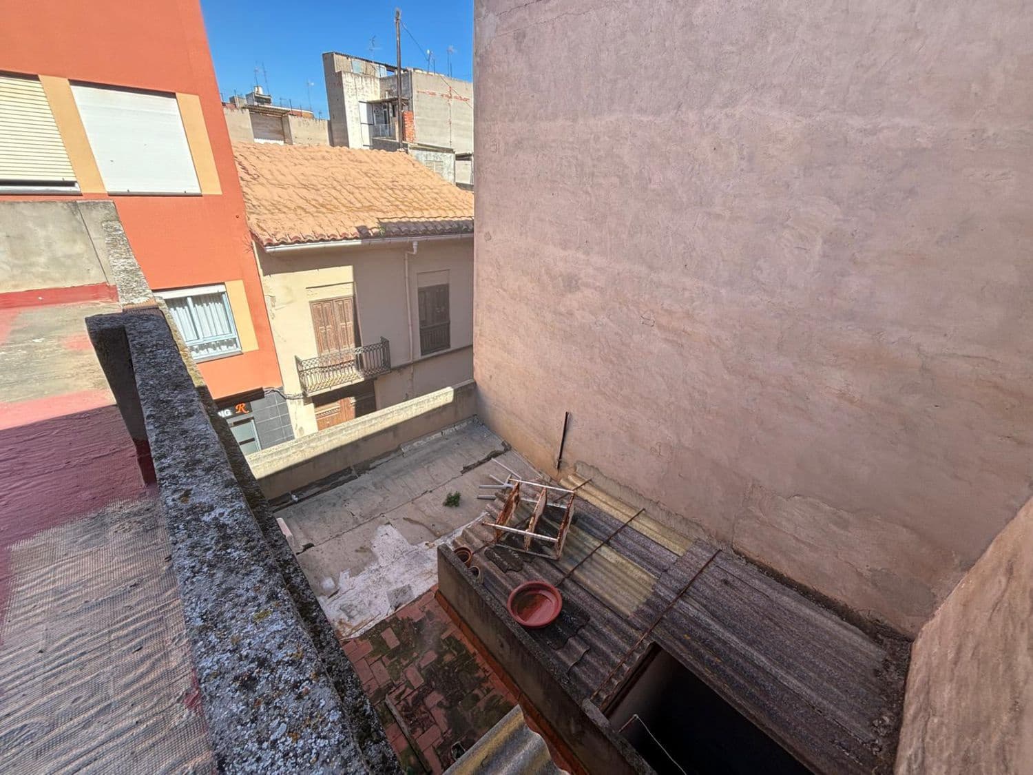 4 slaapkamer Huis te koop in Nules - € 135.000 (Ref: 8947065)