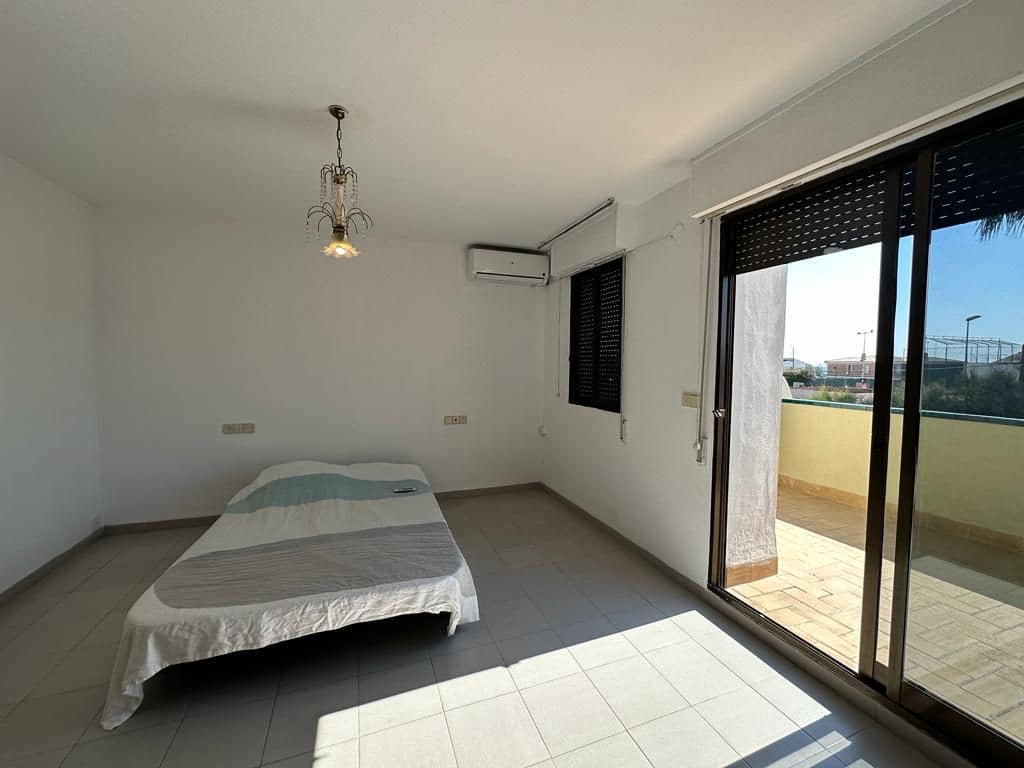 4 sypialnia Dom blizniak na sprzedaż w Almassora / Almazora z garażem - 340 000 € (Ref: 8960513)