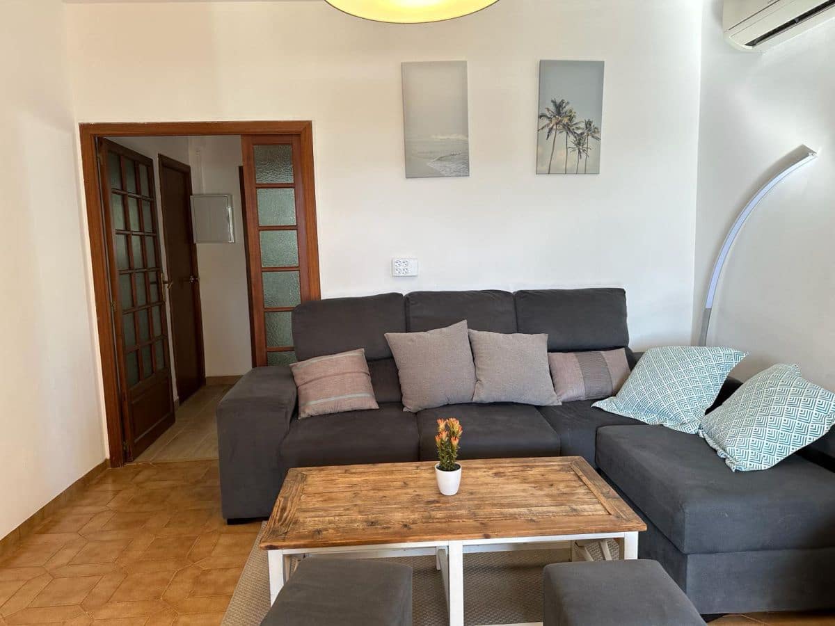 4 soveværelse Semi-Rækkehus til salg i Benicassim med garage - € 1.400.000 (Ref: 8960514)