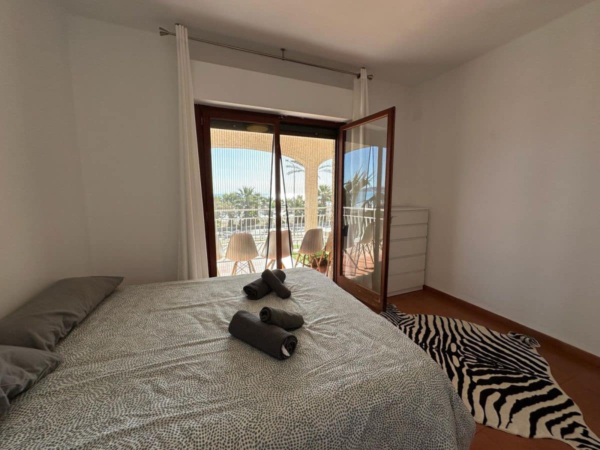 4 soveværelse Semi-Rækkehus til salg i Benicassim med garage - € 1.400.000 (Ref: 8960514)