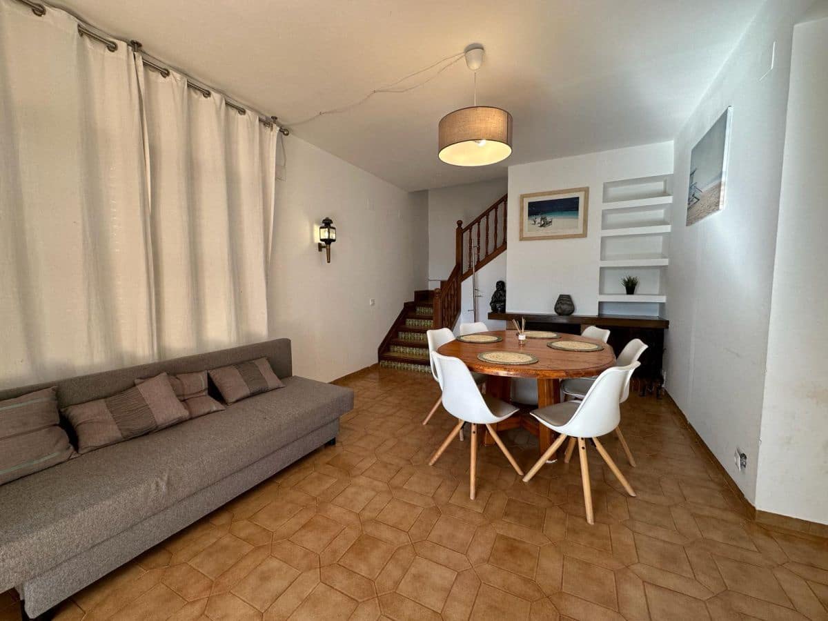 4 soveværelse Semi-Rækkehus til salg i Benicassim med garage - € 1.400.000 (Ref: 8960514)