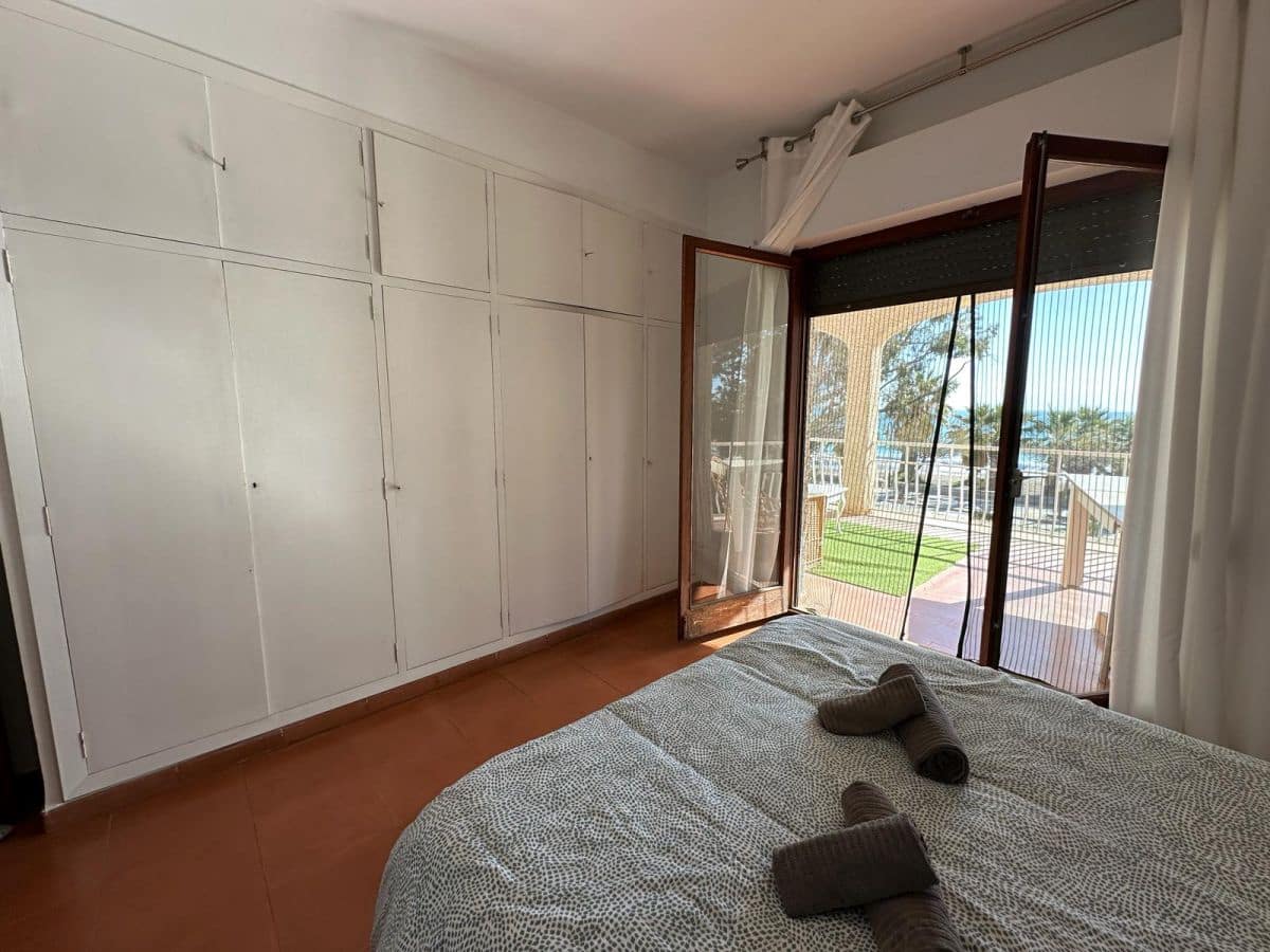 4 soveværelse Semi-Rækkehus til salg i Benicassim med garage - € 1.400.000 (Ref: 8960514)