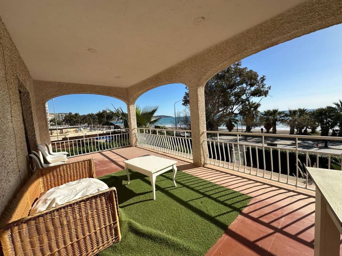 4 soveværelse Semi-Rækkehus til salg i Benicassim med garage - € 1.400.000 (Ref: 8960514)