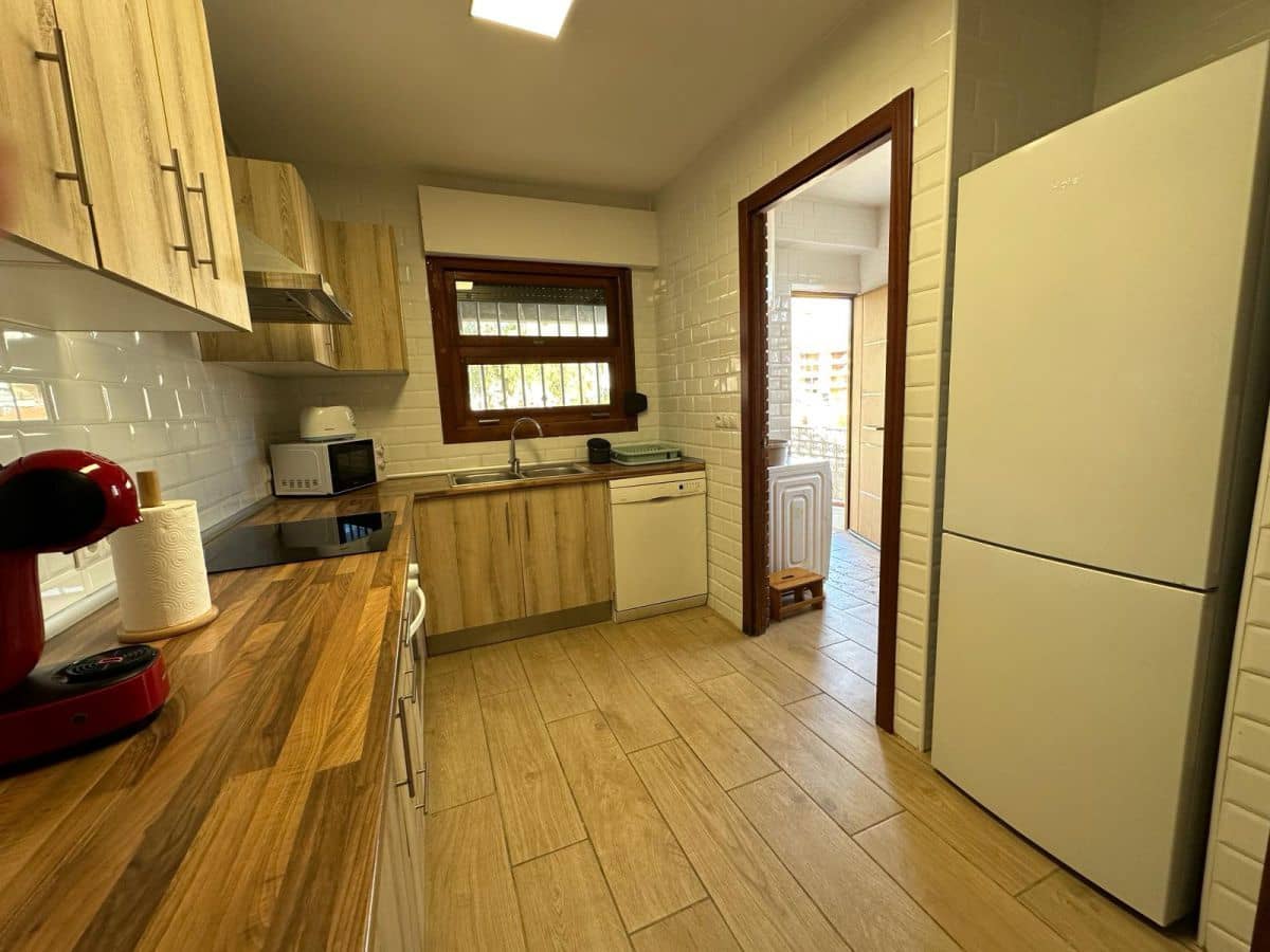 4 soveværelse Semi-Rækkehus til salg i Benicassim med garage - € 1.400.000 (Ref: 8960514)