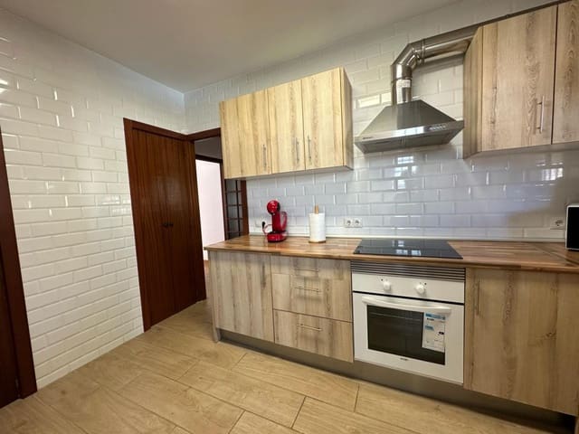 4 Zimmer Doppelhaus zu verkaufen in Benicàssim mit Garage - 1.300.000 € (Ref: 8960514)