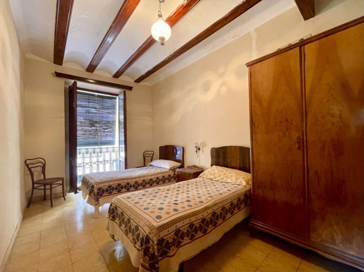 5 soverom Hus til salgs i Nules med garasje - € 220 000 (Ref: 9012937)