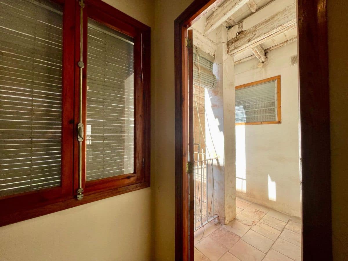 5 soverom Hus til salgs i Nules med garasje - € 220 000 (Ref: 9012937)