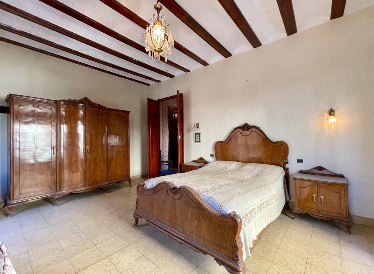 5 soverom Hus til salgs i Nules med garasje - € 220 000 (Ref: 9012937)