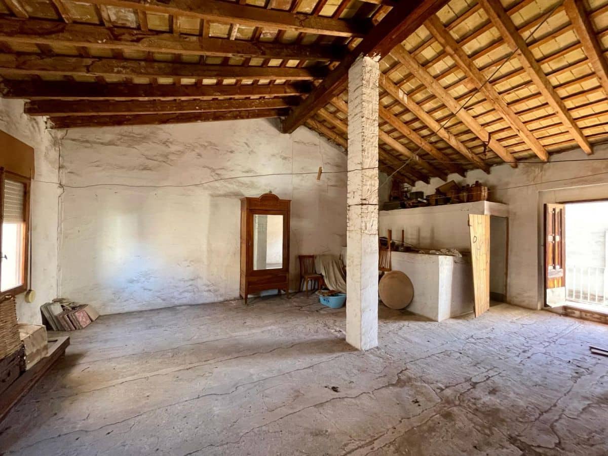 5 soverom Hus til salgs i Nules med garasje - € 220 000 (Ref: 9012937)