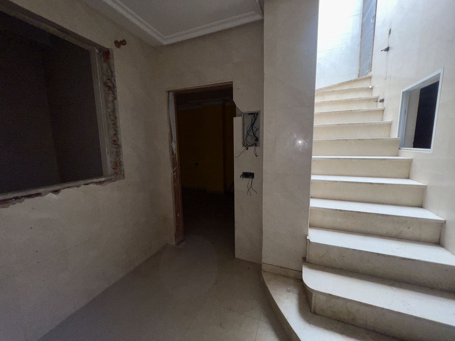 7 bedroom Terraced Villa for sale in Castello de la Plana - € 100,000 (Ref: 9041646)