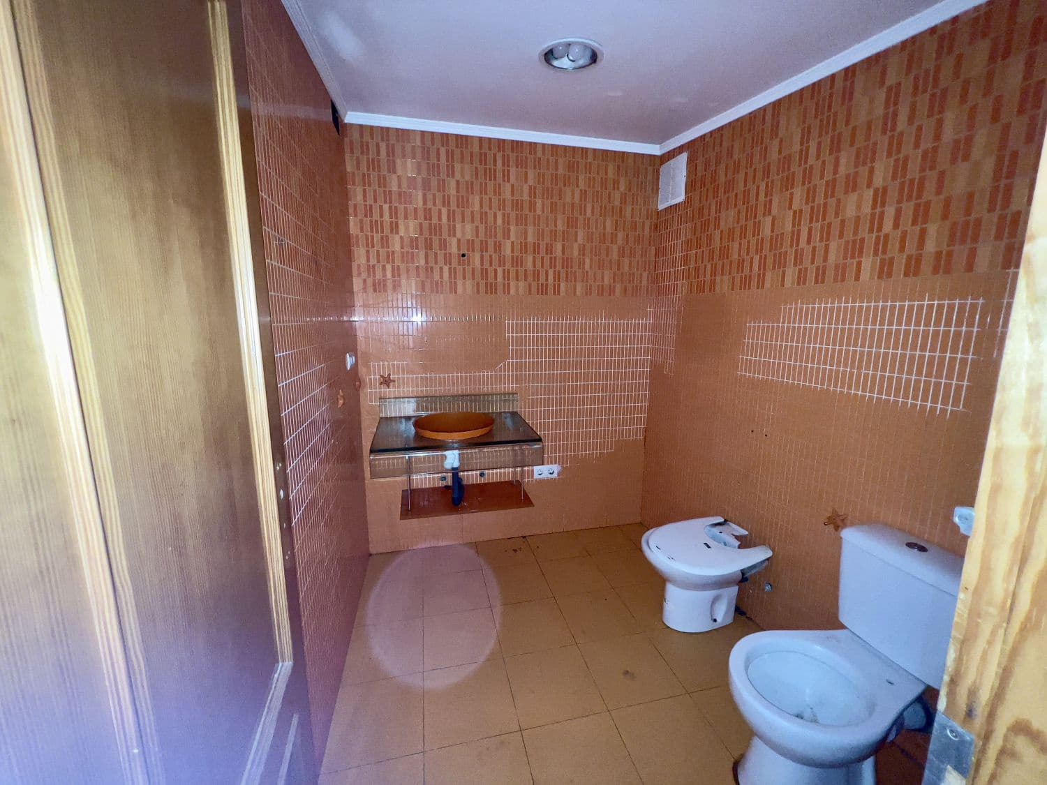 7 bedroom Terraced Villa for sale in Castello de la Plana - € 100,000 (Ref: 9041646)