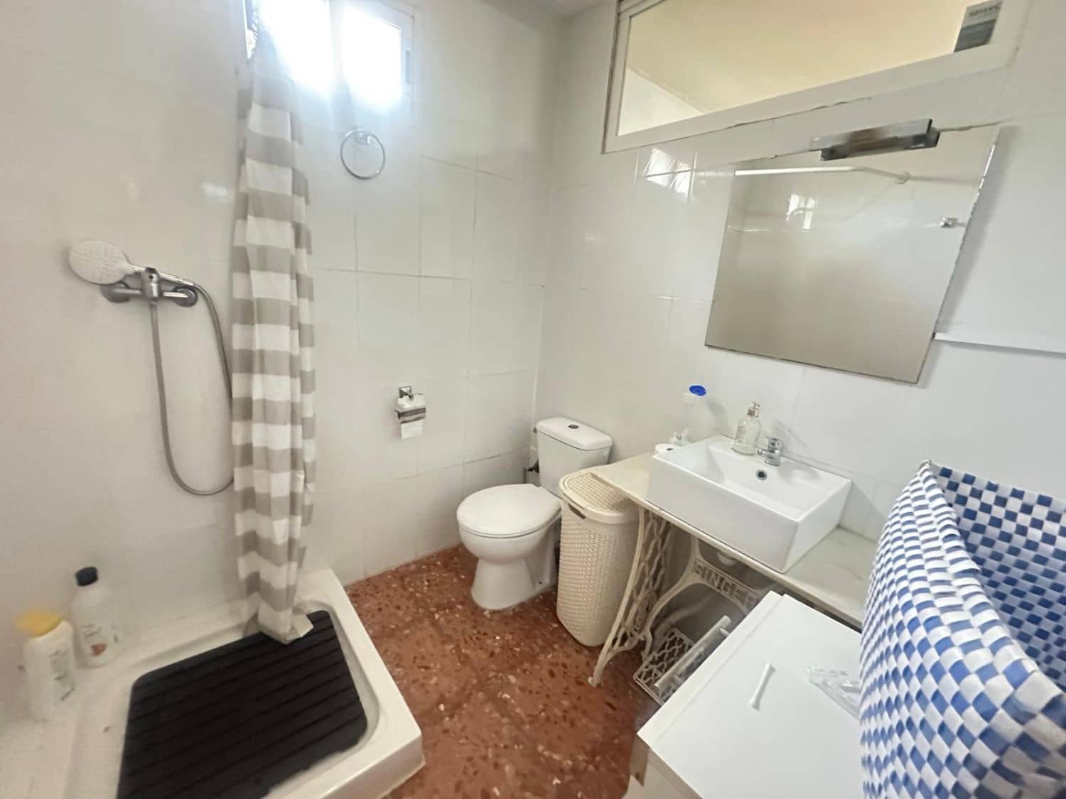 5 soveværelse Semi-Rækkehus til salg i Castello de la Plana med garage - € 299.900 (Ref: 9075343)