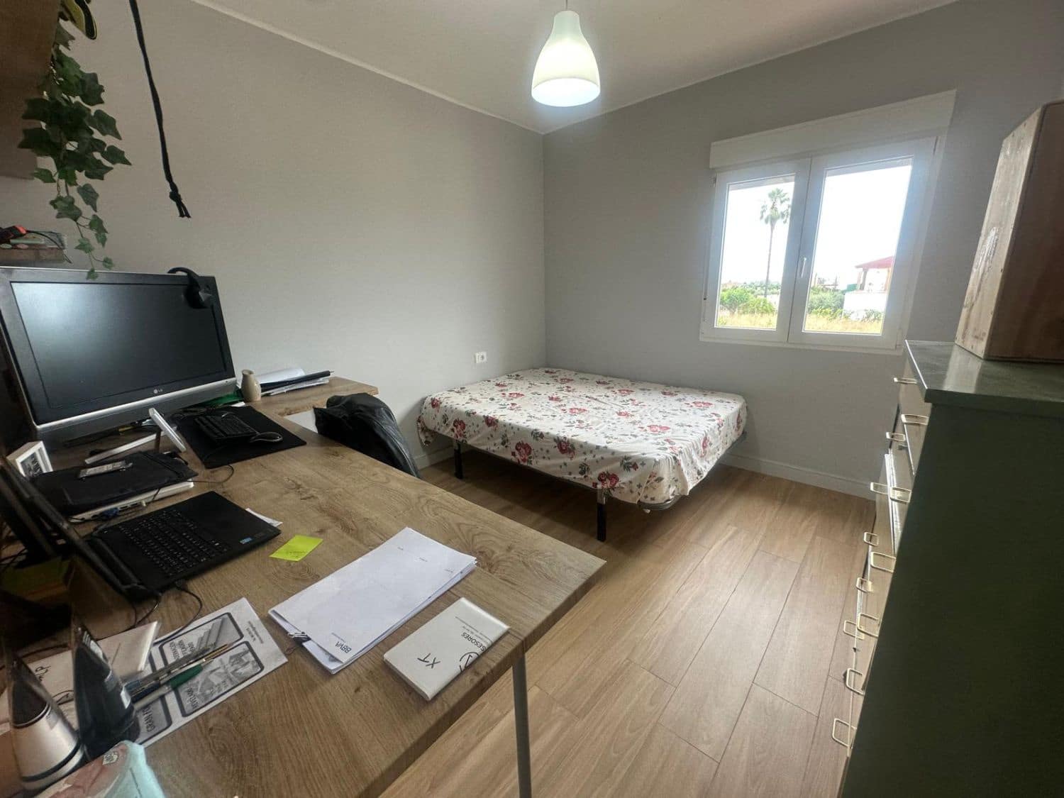 5 soveværelse Semi-Rækkehus til salg i Castello de la Plana med garage - € 299.900 (Ref: 9075343)