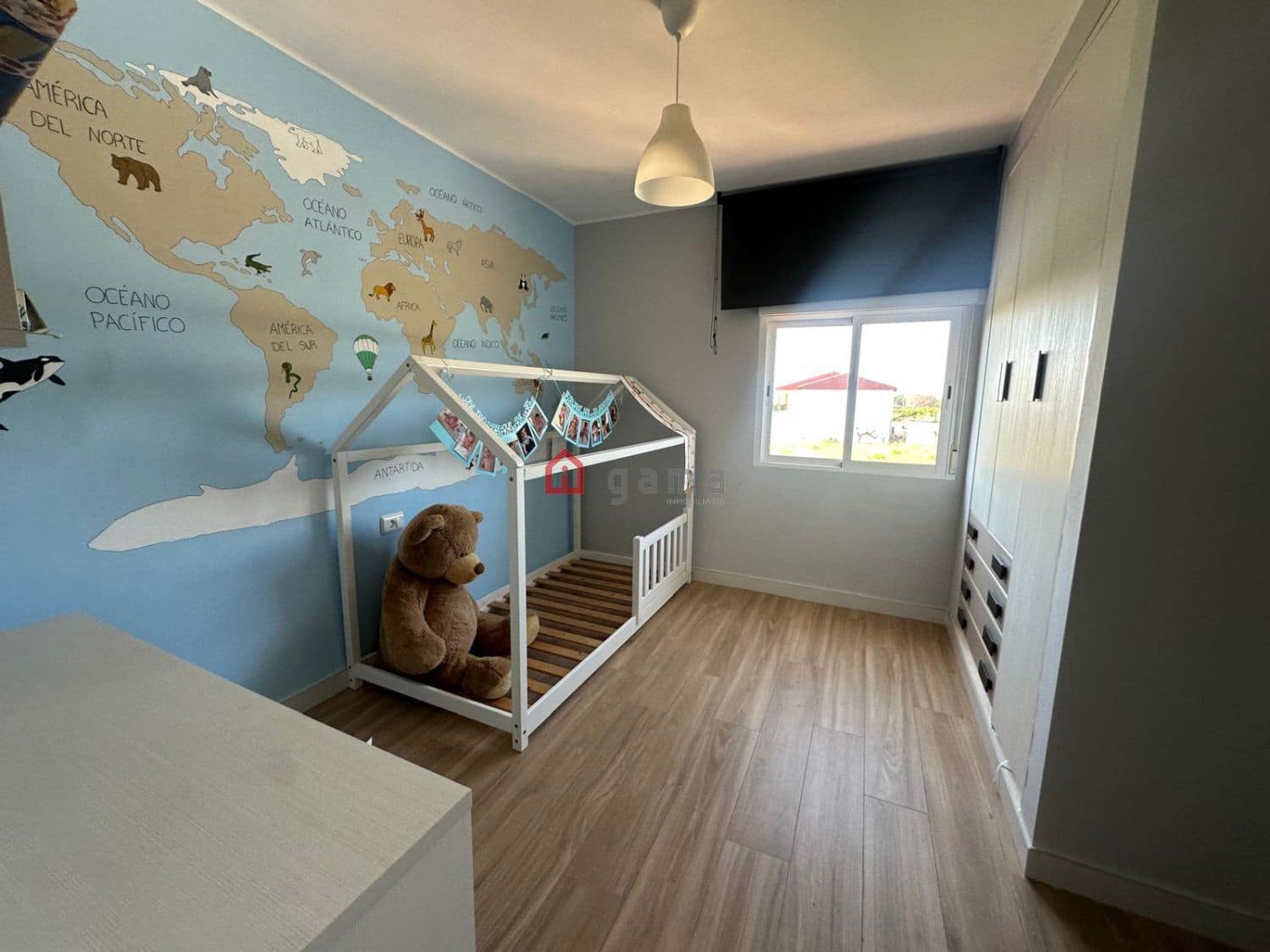 5 soveværelse Semi-Rækkehus til salg i Castello de la Plana med garage - € 299.900 (Ref: 9075343)