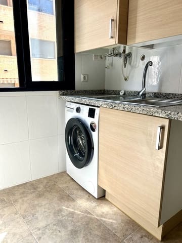 2 bedroom Flat for rent in Castelló de la Plana with garage - € 780 (Ref: 9075344)