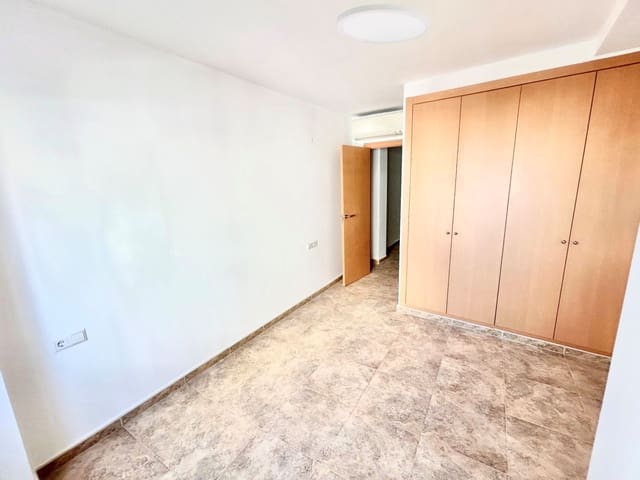 2 bedroom Flat for rent in Castelló de la Plana with garage - € 780 (Ref: 9075344)