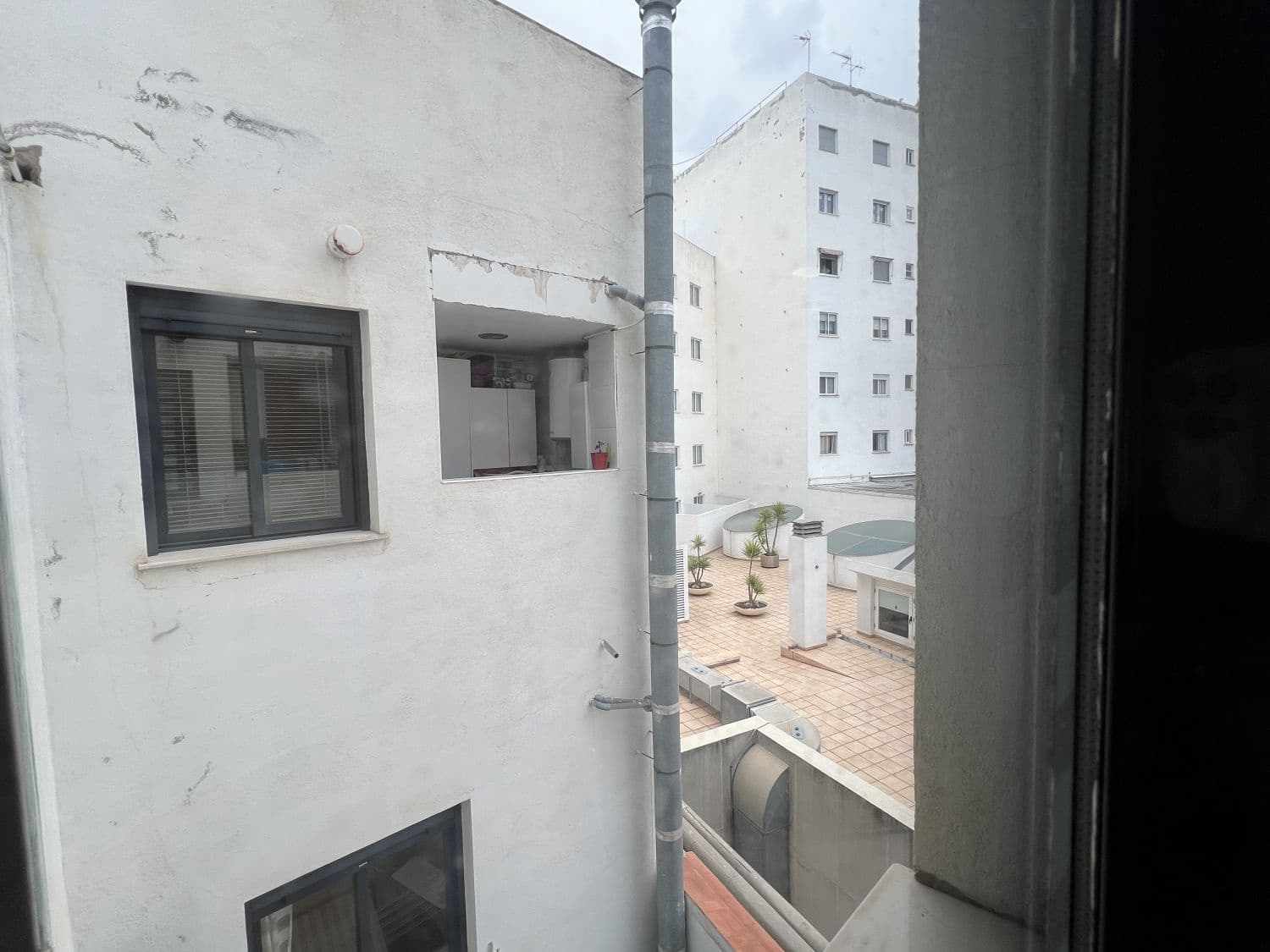 2 bedroom Apartment for sale in Castello de la Plana - € 220,000 (Ref: 9091949)