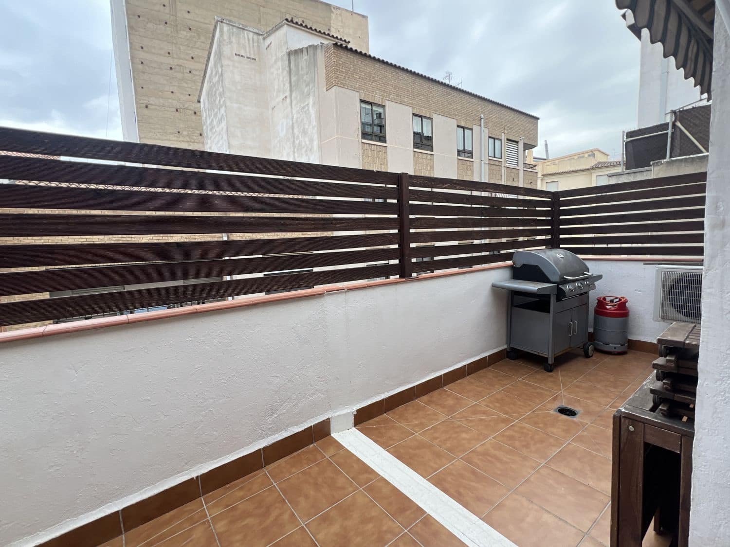 2 bedroom Apartment for sale in Castello de la Plana - € 220,000 (Ref: 9091949)