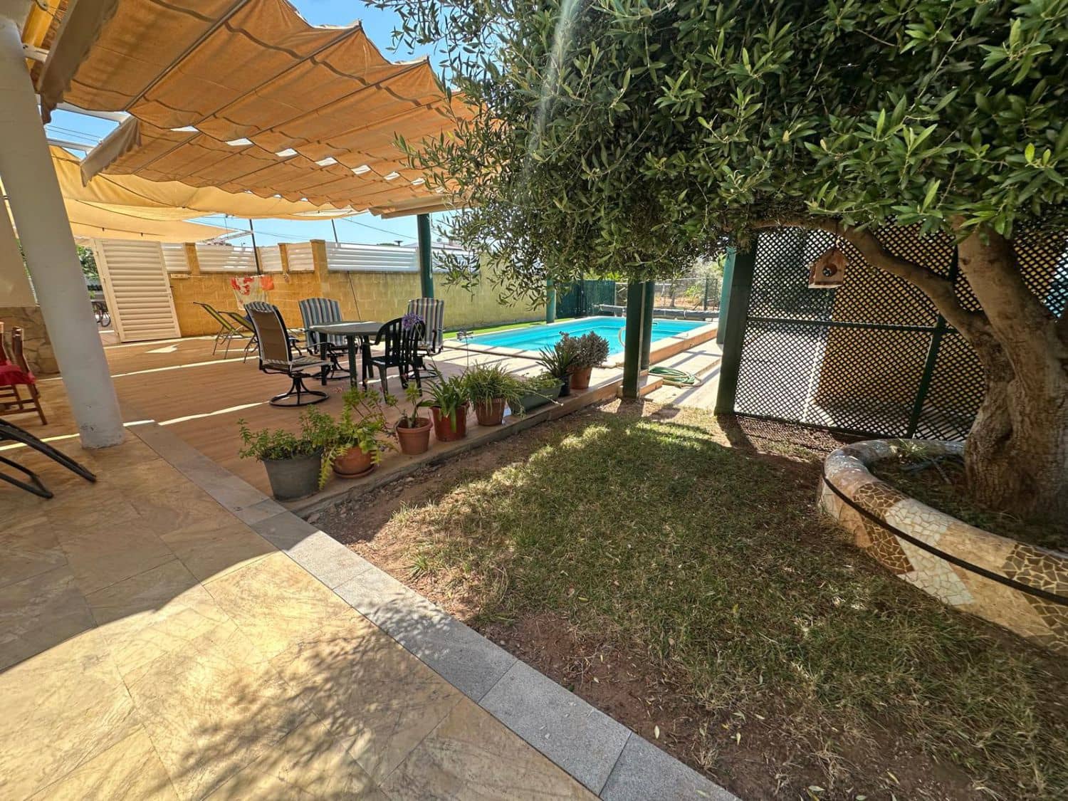 7 soveværelse Rækkehus til salg i Castello de la Plana med garage - € 950.000 (Ref: 9099376)