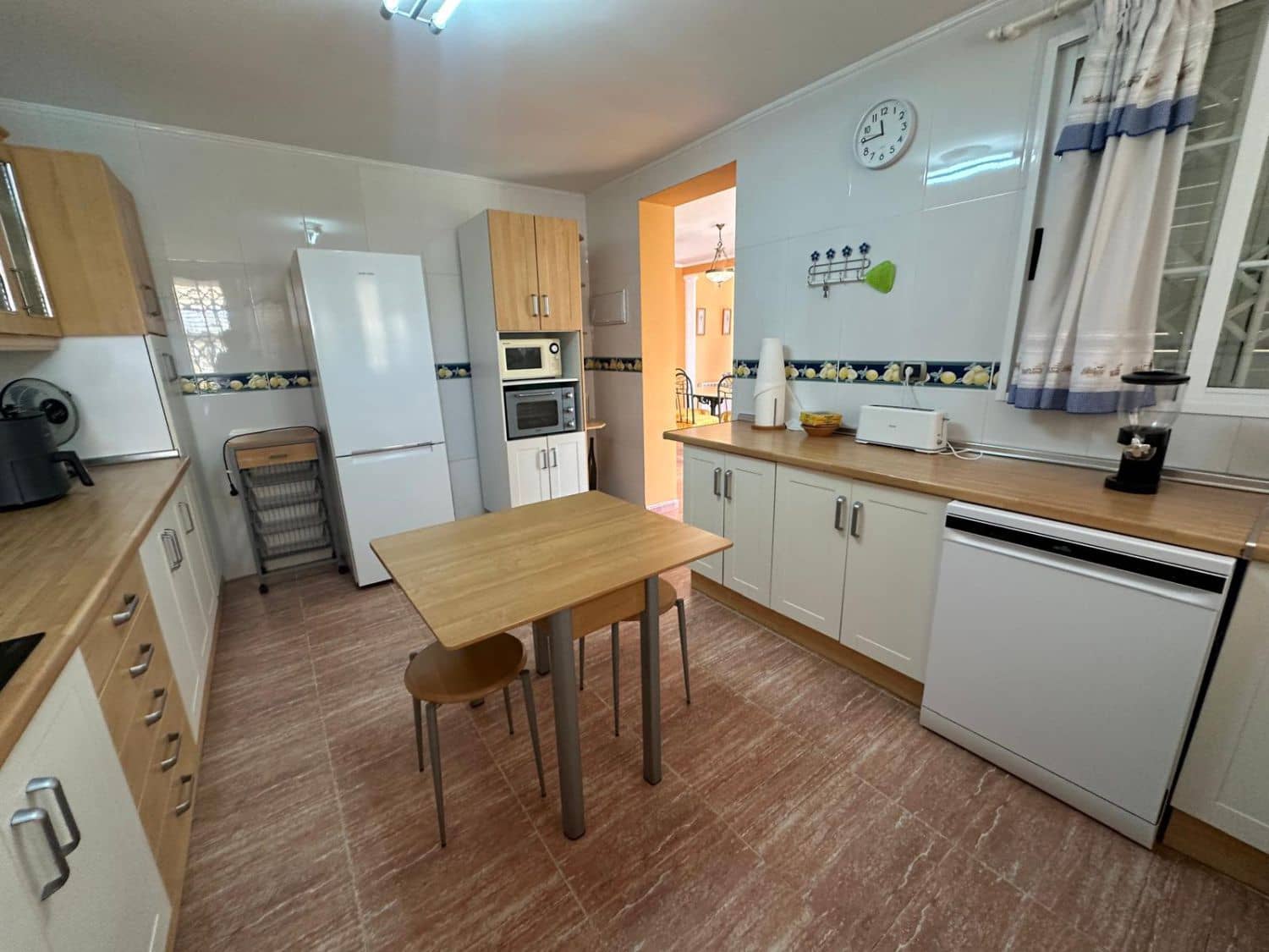 7 soveværelse Rækkehus til salg i Castello de la Plana med garage - € 950.000 (Ref: 9099376)