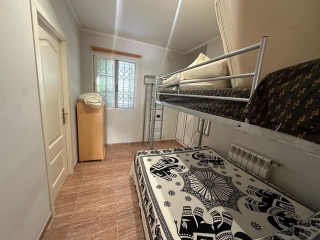 7 makuuhuone Rivitalo myytävänä paikassa Castelló de la Plana mukana 
autotalli - 950 000 € (Ref: 9099376)