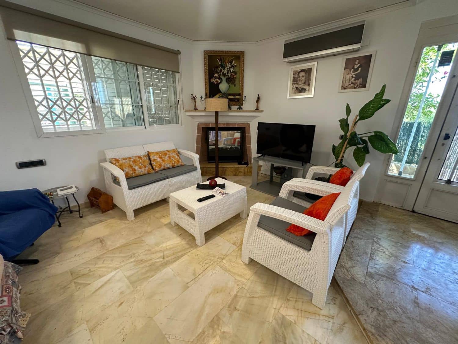 7 soveværelse Rækkehus til salg i Castello de la Plana med garage - € 950.000 (Ref: 9099376)