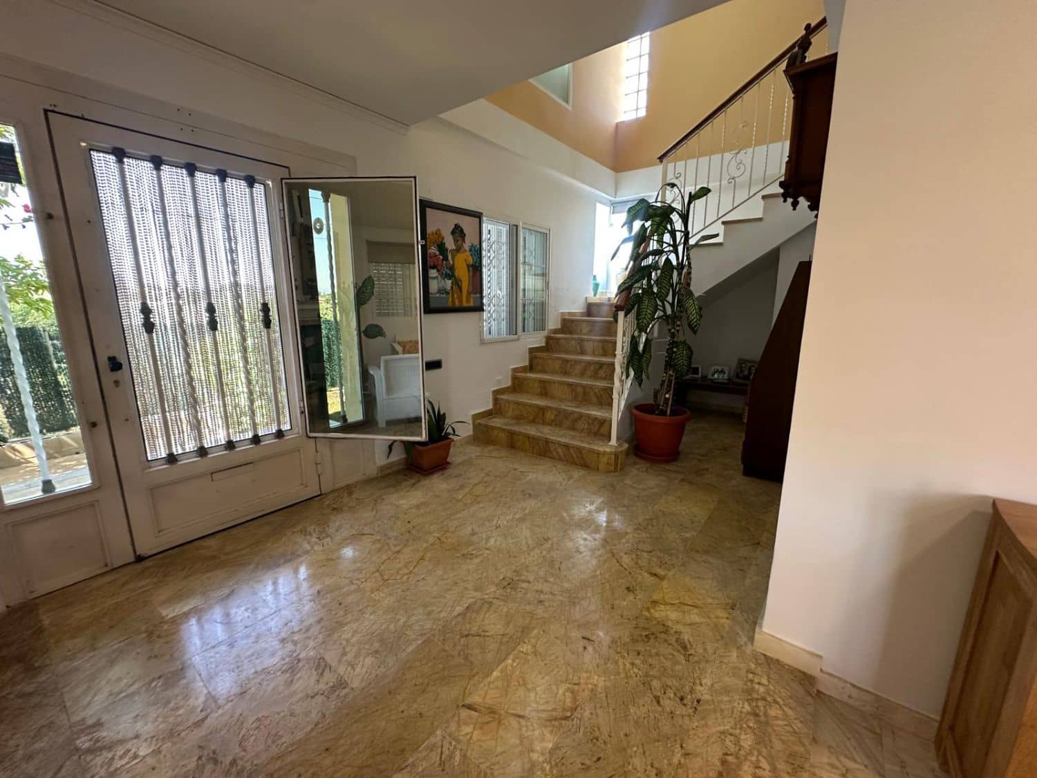 7 soveværelse Rækkehus til salg i Castello de la Plana med garage - € 950.000 (Ref: 9099376)