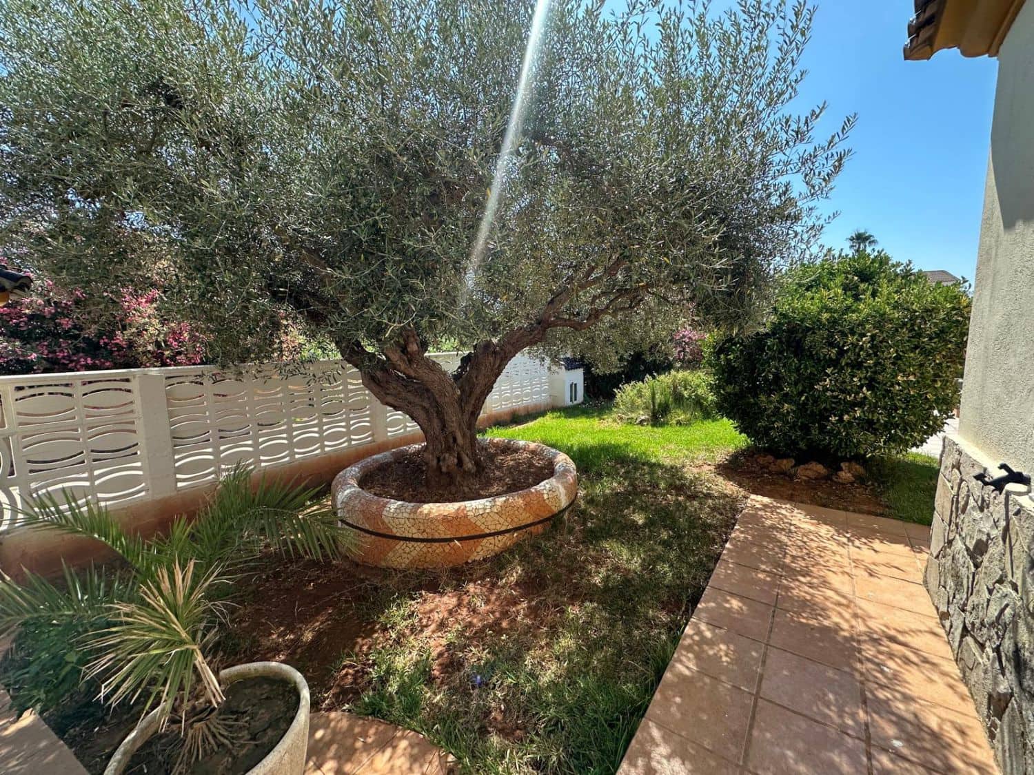 7 soveværelse Rækkehus til salg i Castello de la Plana med garage - € 950.000 (Ref: 9099376)